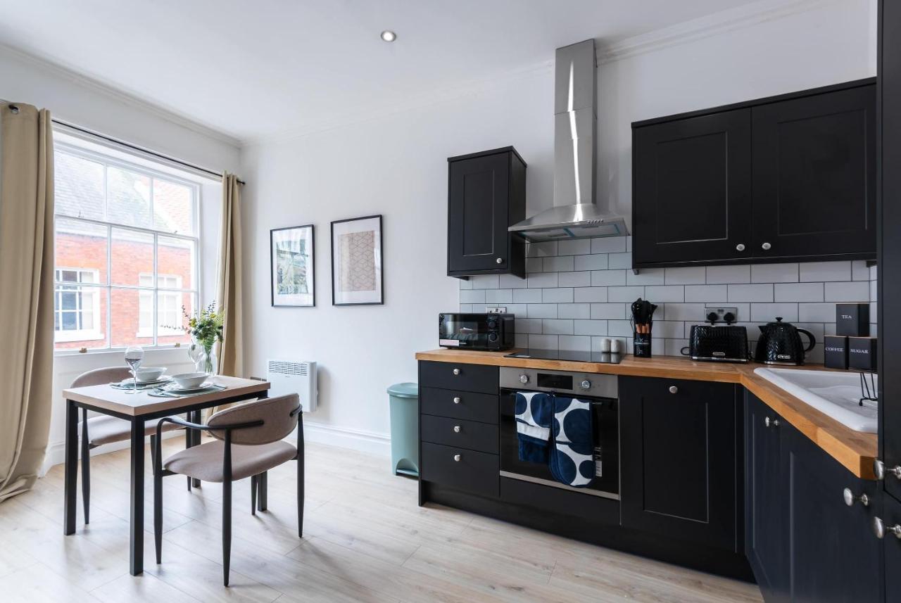 1-Bed Apartment Central Hull Bright & Spacious - Ferienwohnung Kingston upon Hull