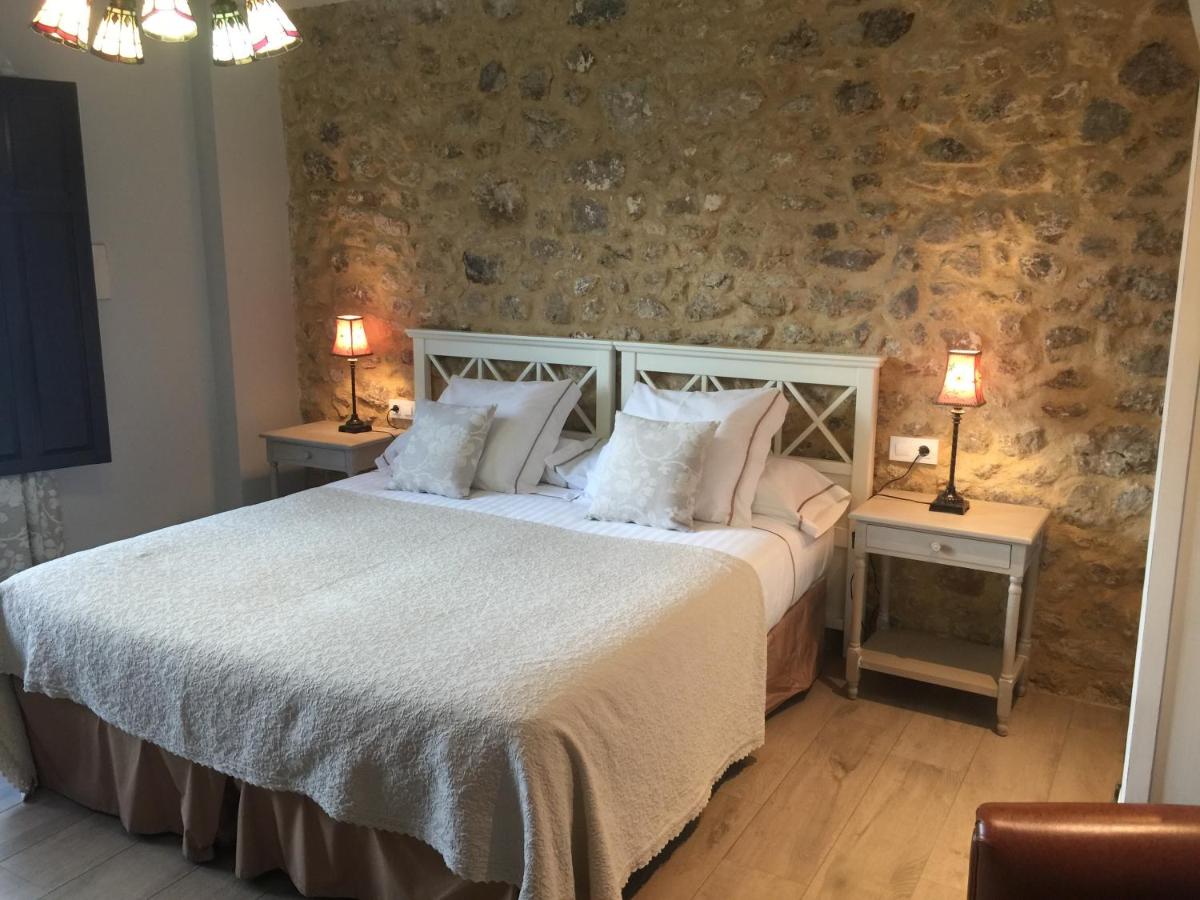 Double or Twin Room with Balcony