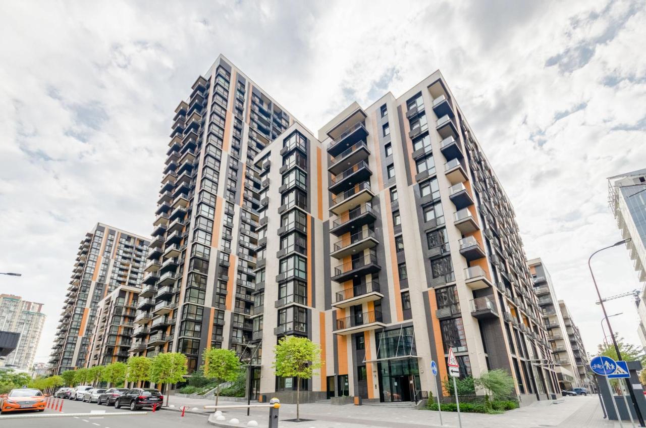 6-38 French Quarter 2, Predslavynska 42a, Kyiv centre, fantastic city view, 15 kW backup power, Petrovdom Apartment - Chambres d'hôtes Kiev