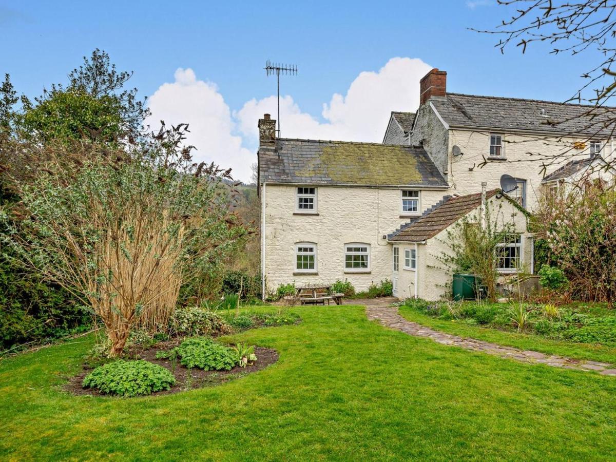 2 Bed in Crickhowell oc-bn052 - Bed and Breakfast Llangynidr