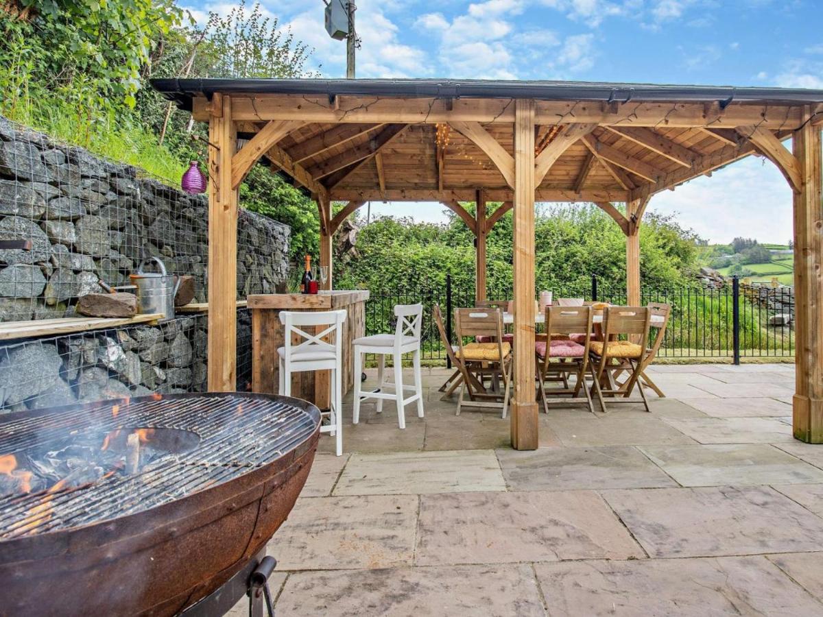 4 Bed in Brecon oc-82529 - B&B Cray