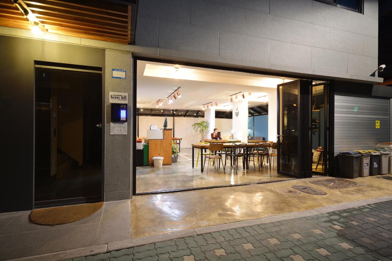 Sunnyhill Hostel Hongdae - Chambres d’hôtes