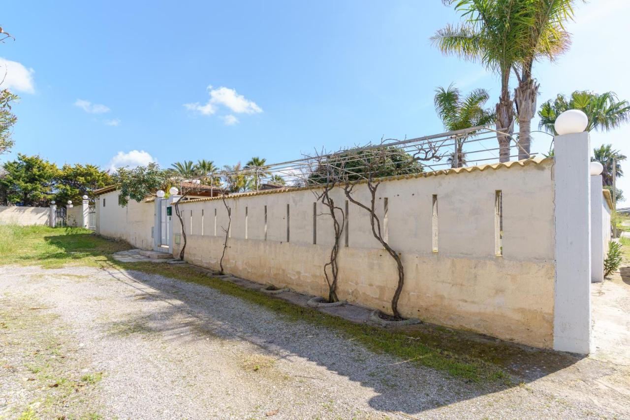 bluewindowhome - B&B Santa Maria del Focallo