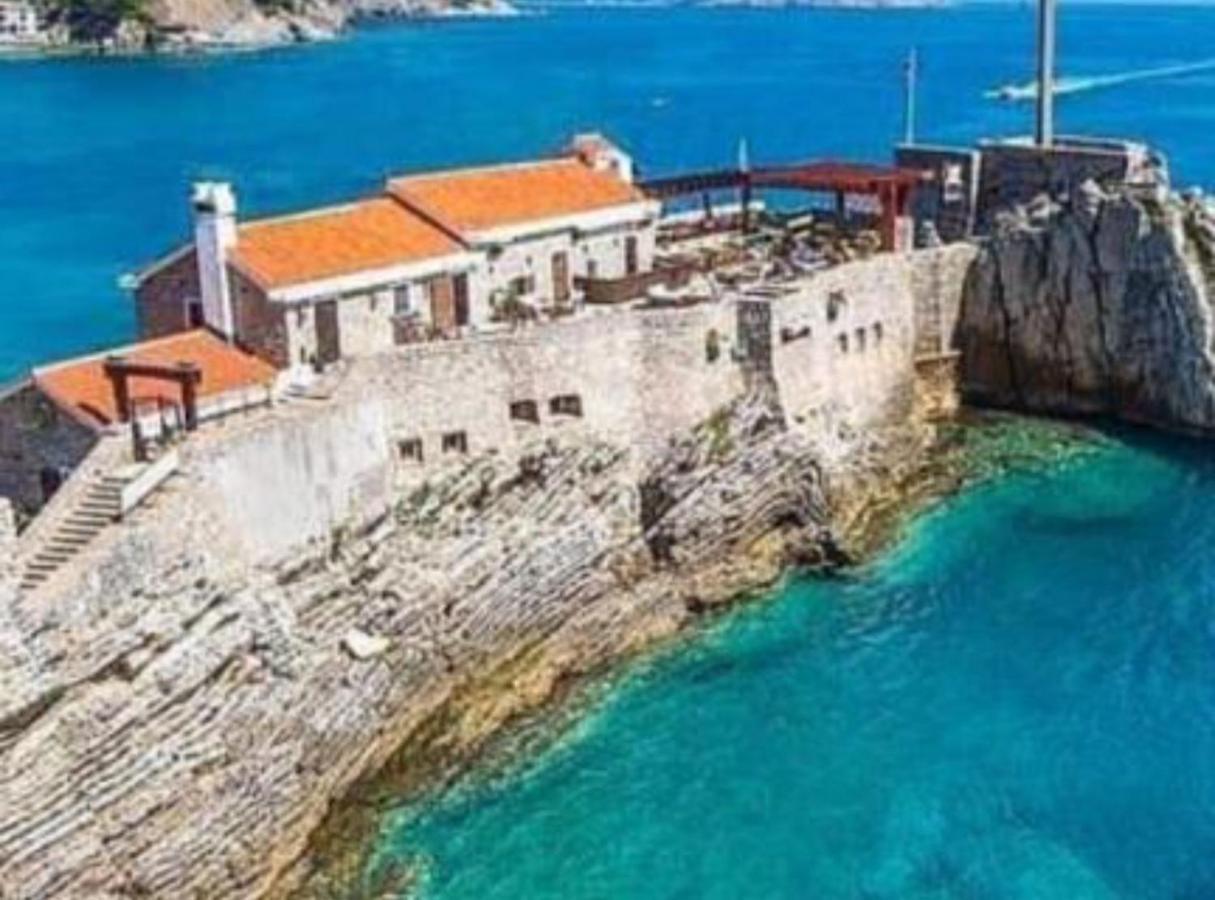 Villa Teodora Mare - B&B Petrovac na Moru