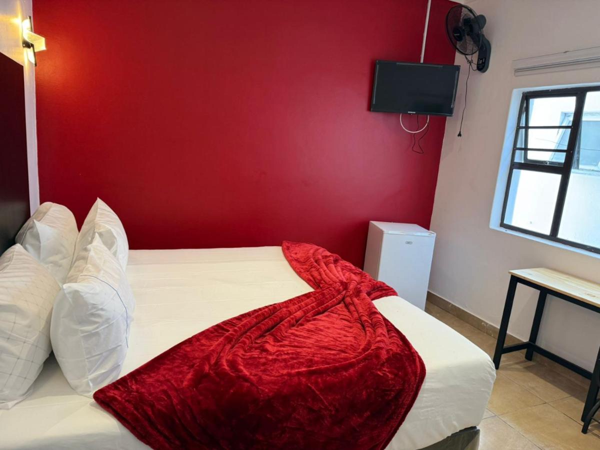 Black & White Guest House