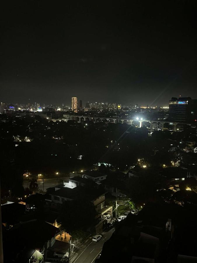 Lylo Pod at Vinia residences - B&B Manila