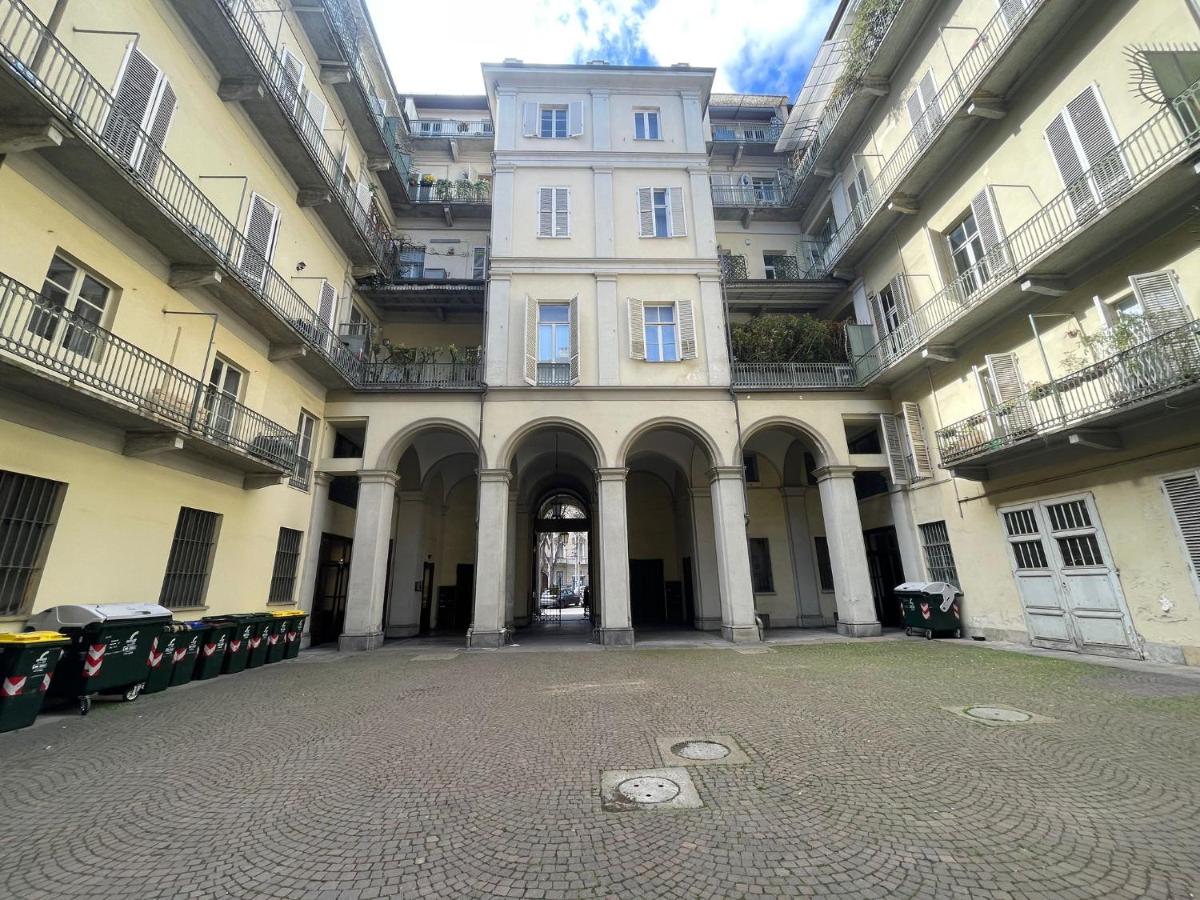 The Heritage - Grand Apartment in Historic Turin - Chambres d'hôtes Turin