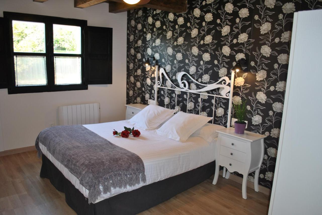 Three-Bedroom Apartment with Spa Access