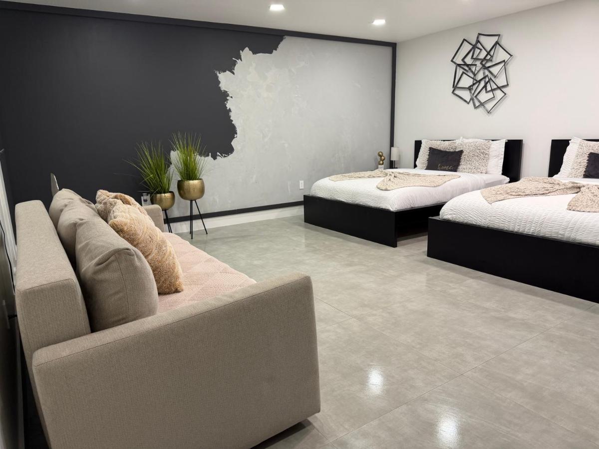 Heated pool in a Precious House close to Zoo Parks and Arts - Chambres d'hôtes Cutler Bay