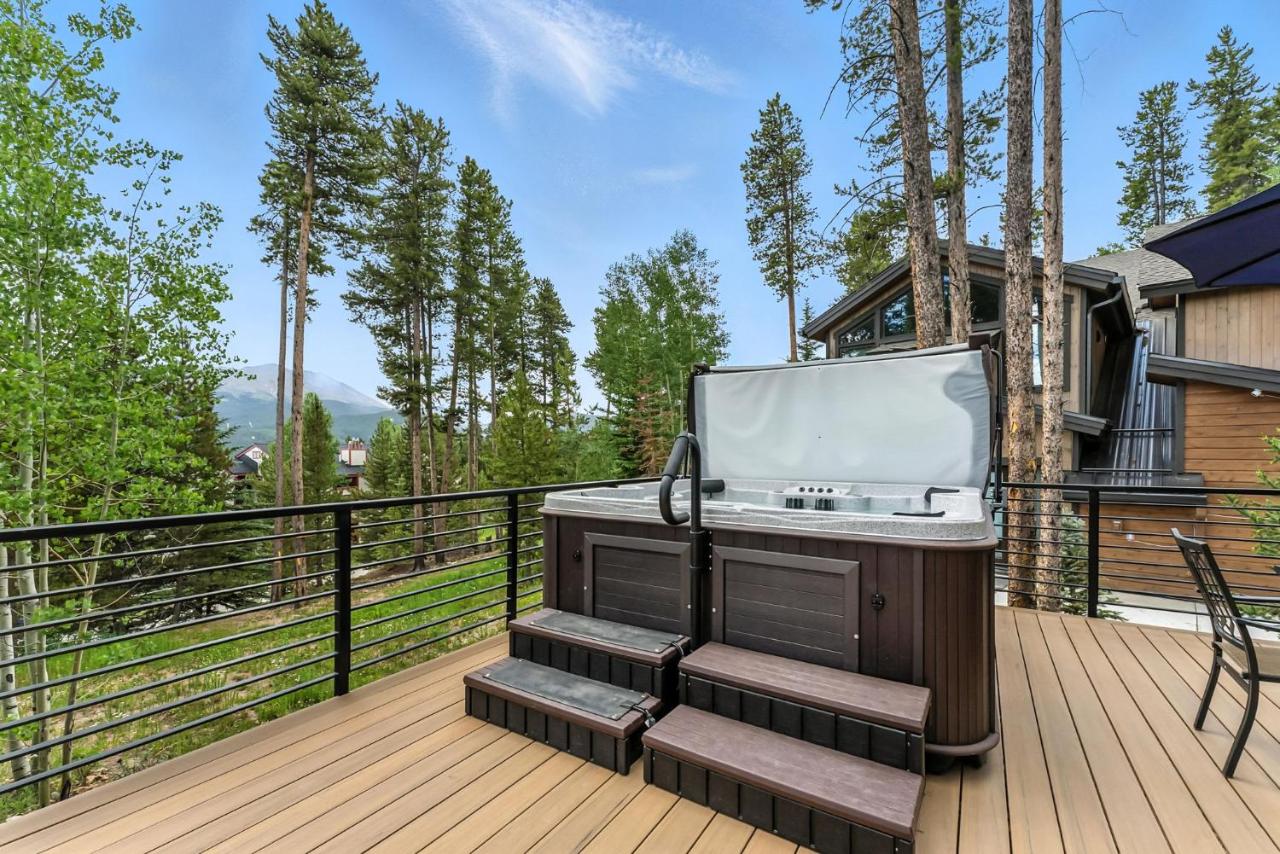 Luxurious 6BD Ski-in Ski-out in Heart of Breck! - Chambres d'hôtes Breckenridge