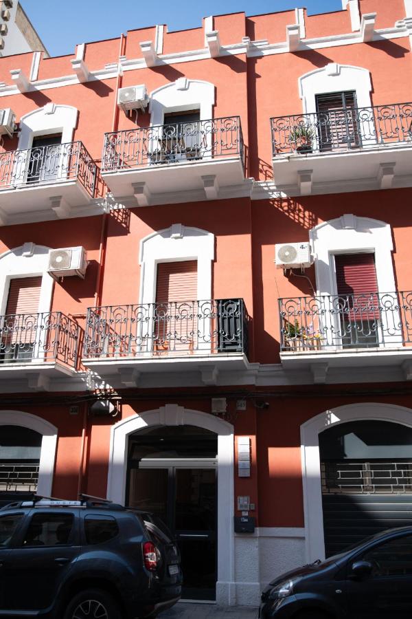 Elegant apartment few steps from Bari's heart by Pausa Stays - B&B Bari