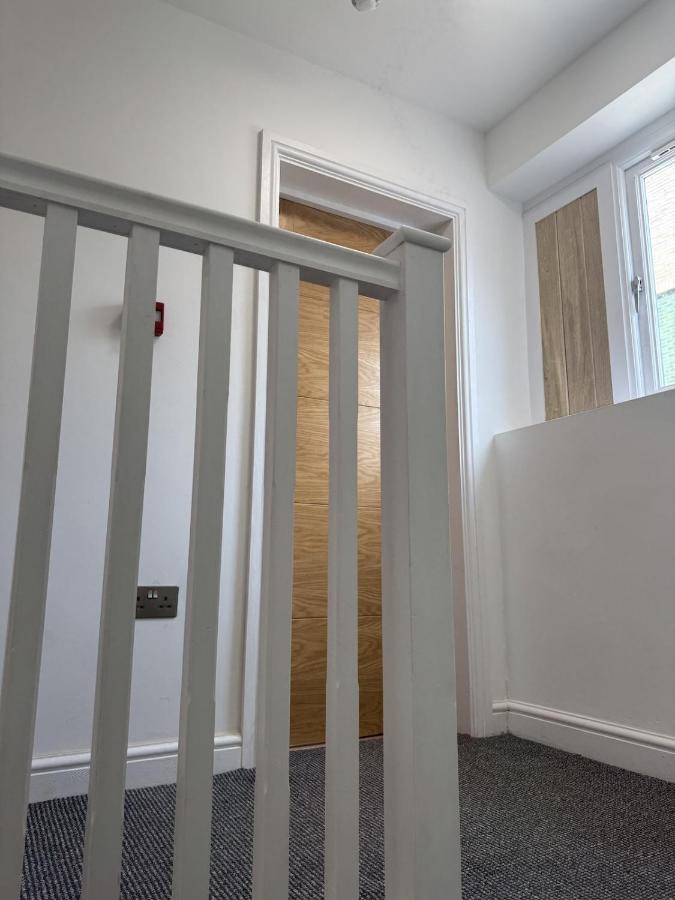 Ladywell Balcony Retreat - B&B London