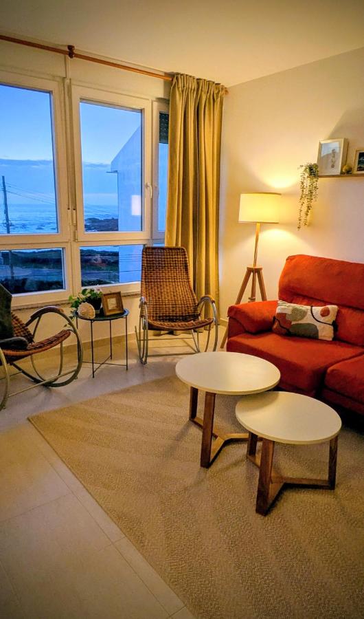 Apartamento moderno con terraza y chimenea, vistas al mar, 6 personas, Saúde Doce - B&B Mugia