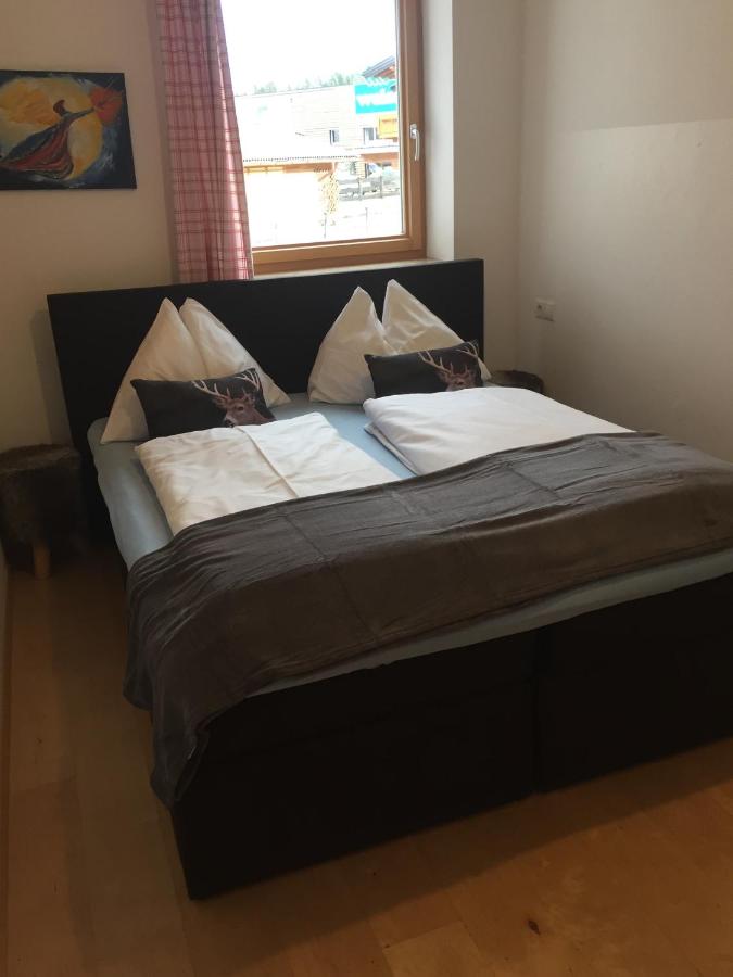 Appartamento con 2 Camere da Letto e Vista Giardino 