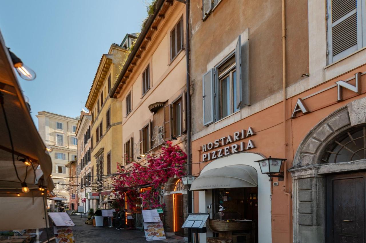 JOIVY Comfort Stays near the Colosseum - Ferienwohnung Rom