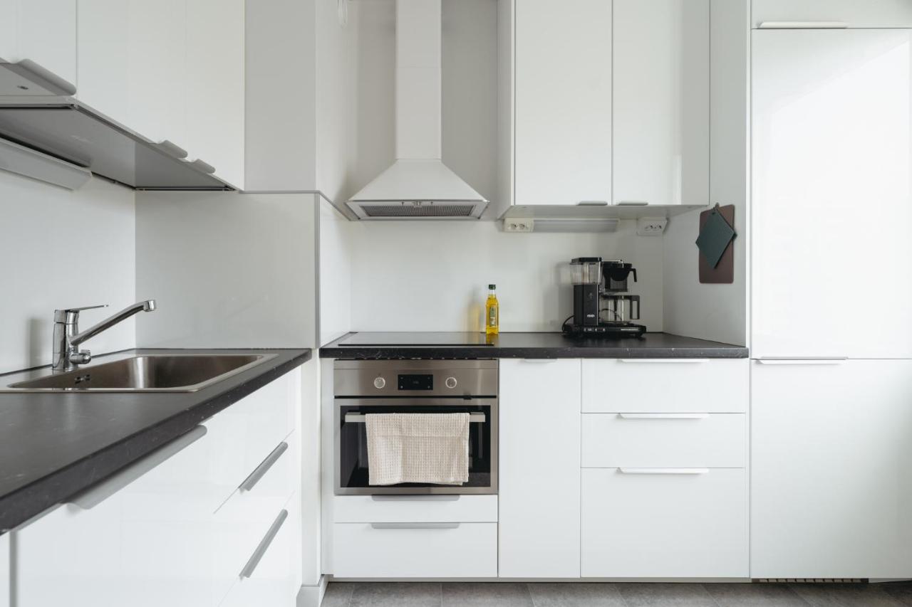 Tyylikäs ja valoisa kaksio keskustan tuntumassa - B&B Tampere