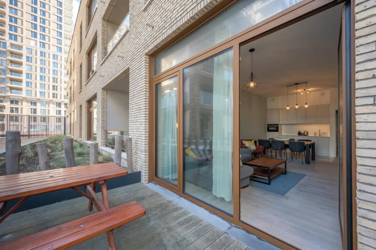 Modern Apartment with Spacious Terrace - Chambres d'hôtes Ostende