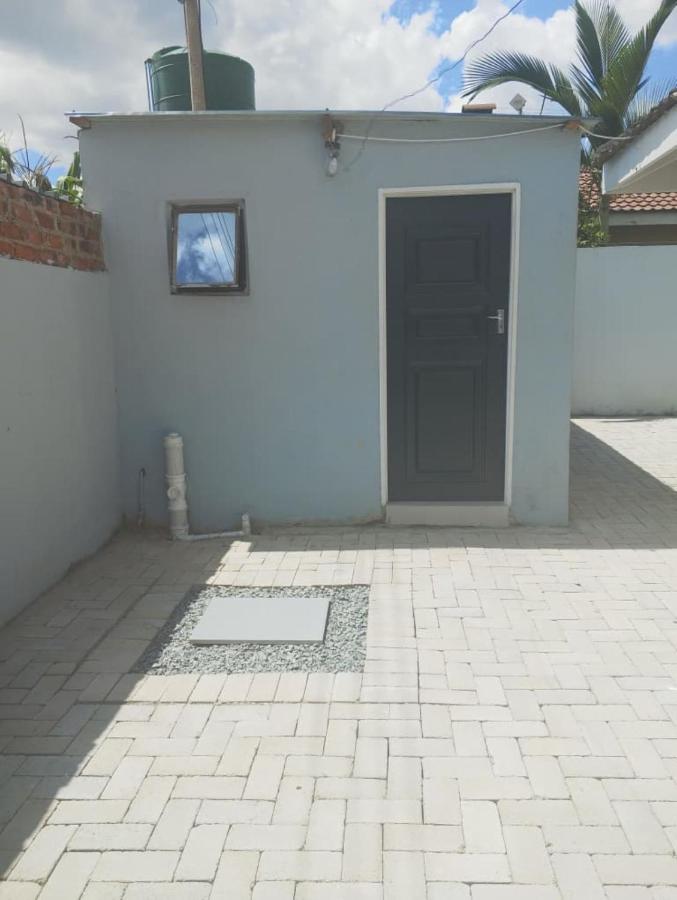 Tamayi Holiday Cottage - B&B Harare