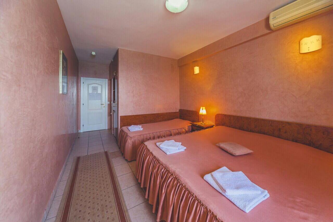 Triple Room with Sea View