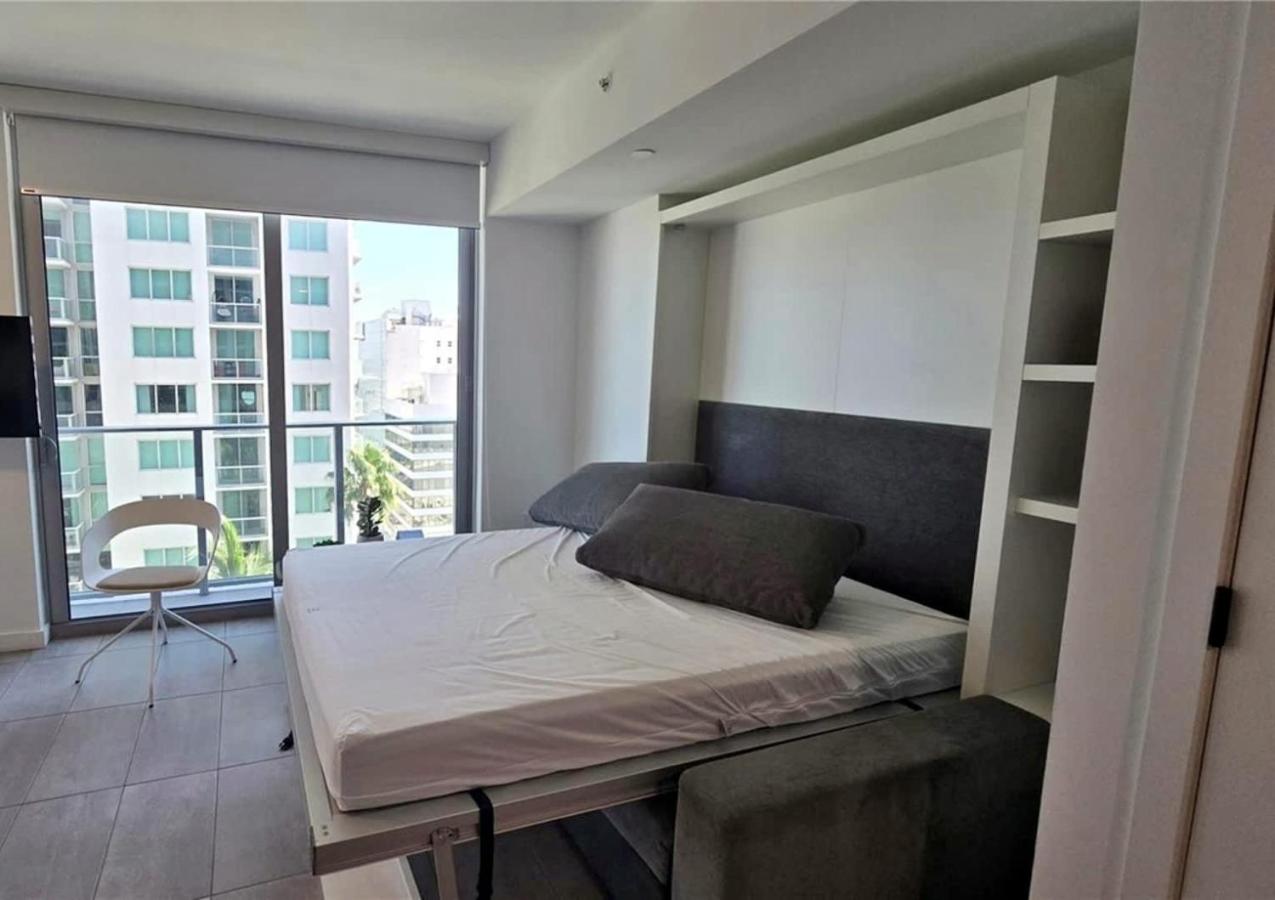 Modern Bayside Studio with Pool and Rooftop Lounge - B&B Miami