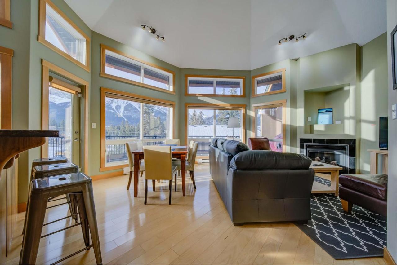 212 Alpine Village Spacious 2Bed-2Bath-Mtn Views! - B&B Canmore
