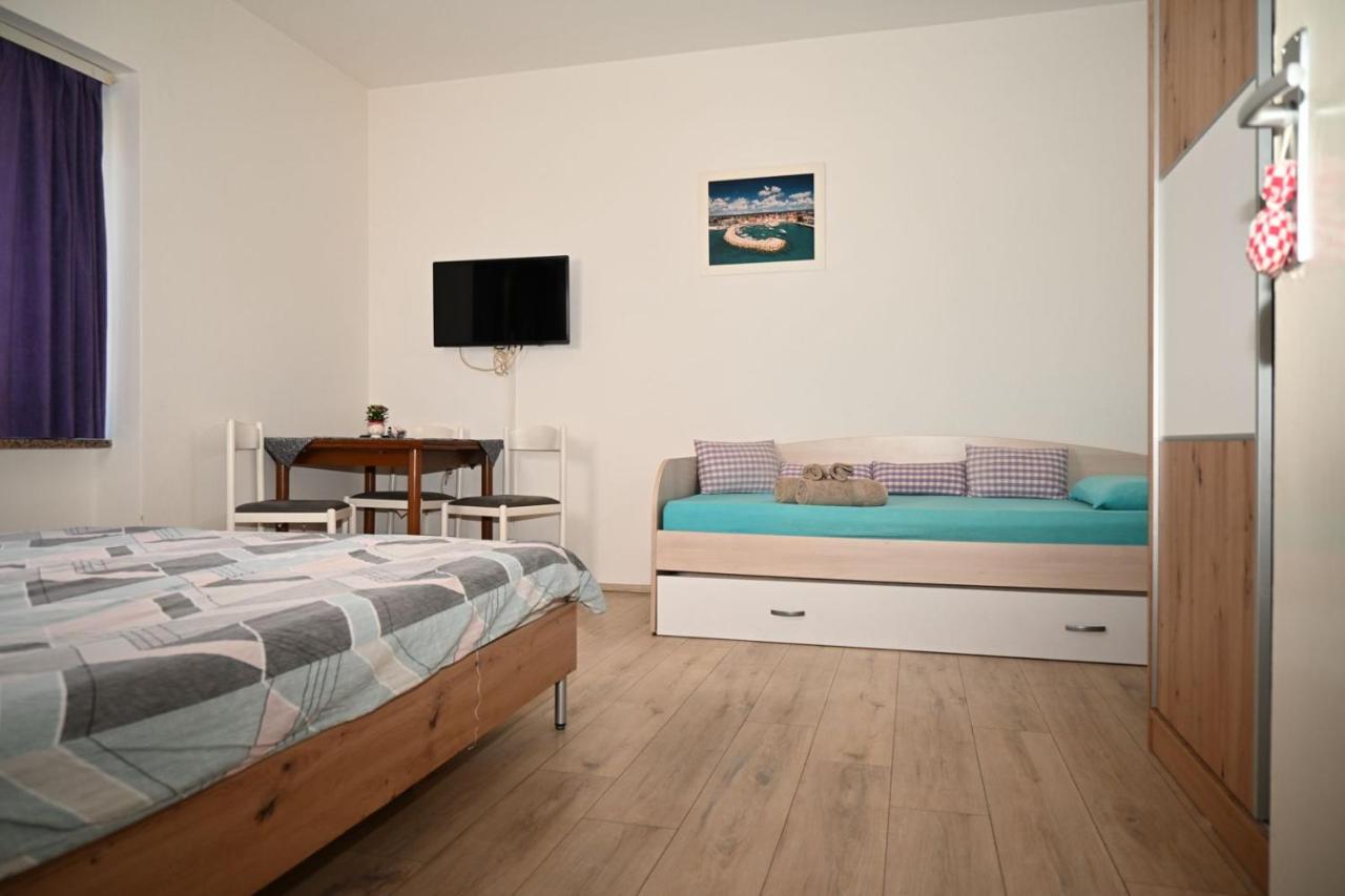 Studio Mare Fazana - Bed and Breakfast Fažana