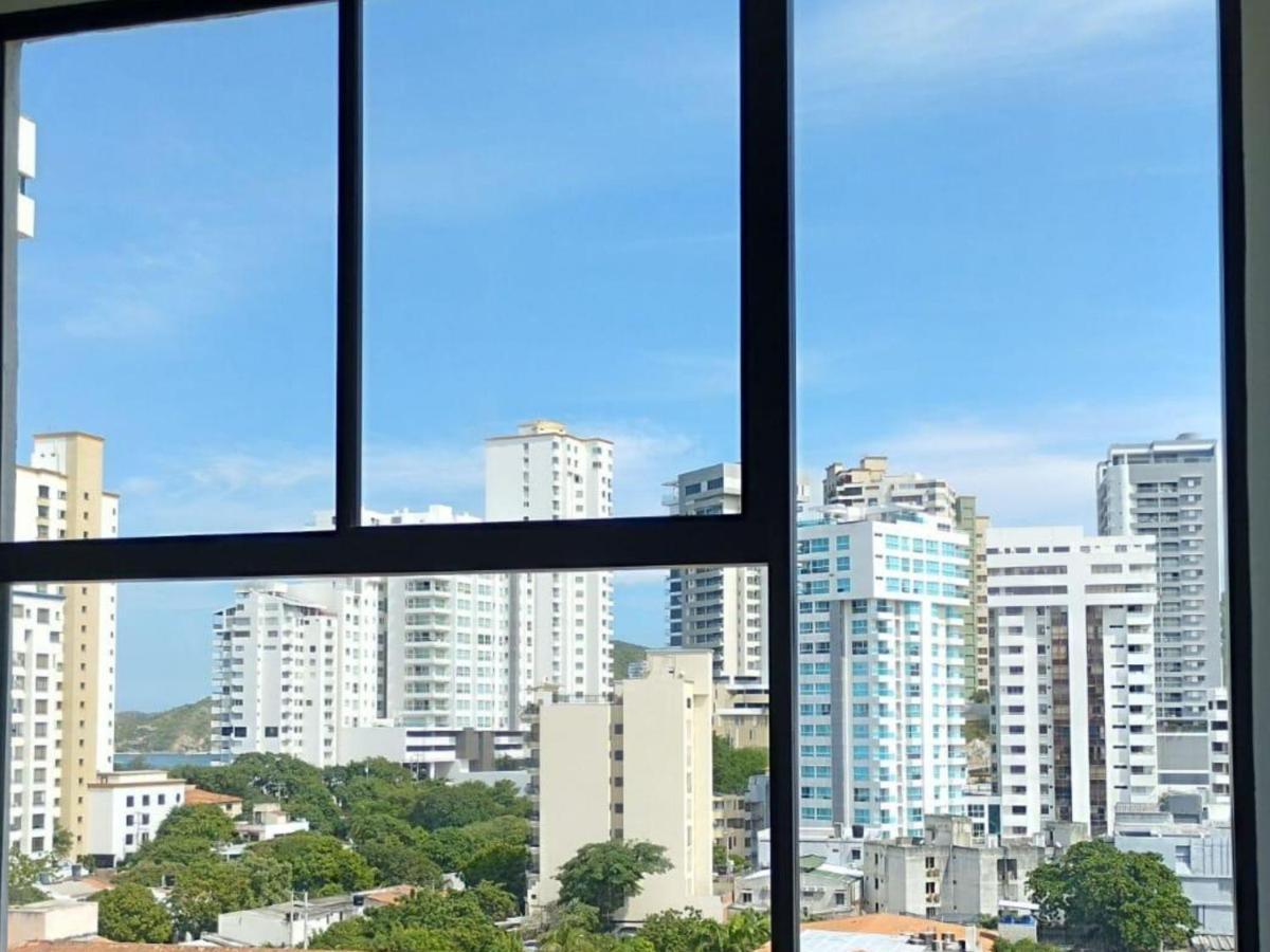 Apartamento en el Rodadero, a pocos metros de la playa - Chambres d'hôtes Gaira