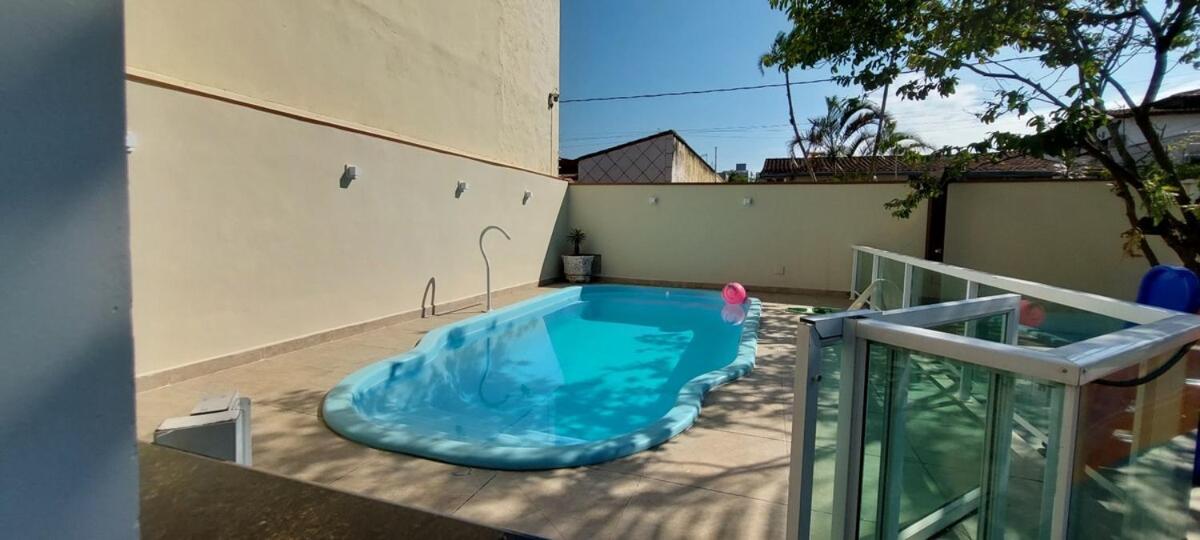 Casa com Piscina 500m da Praia - B&B Caraguatatuba