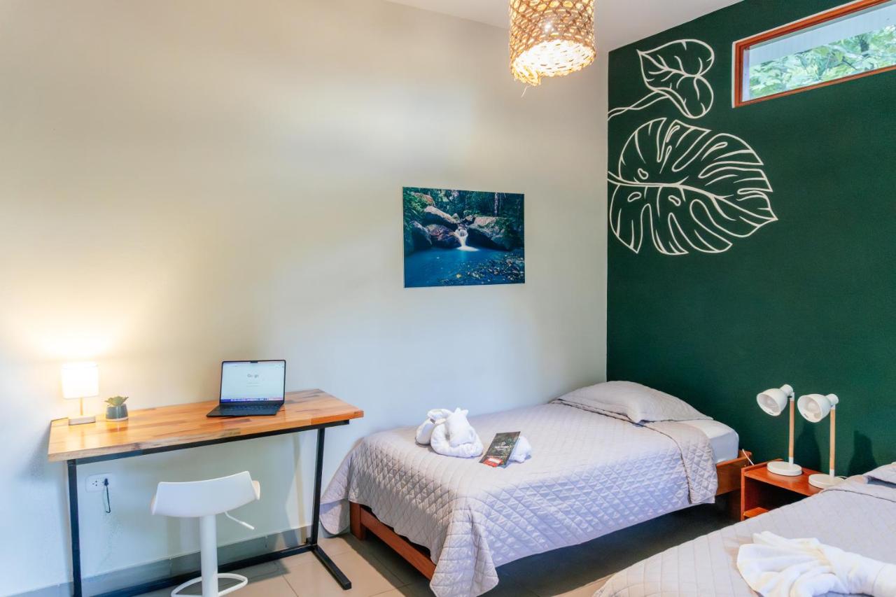 Chambre Lits Jumeaux - Vue sur Jardin