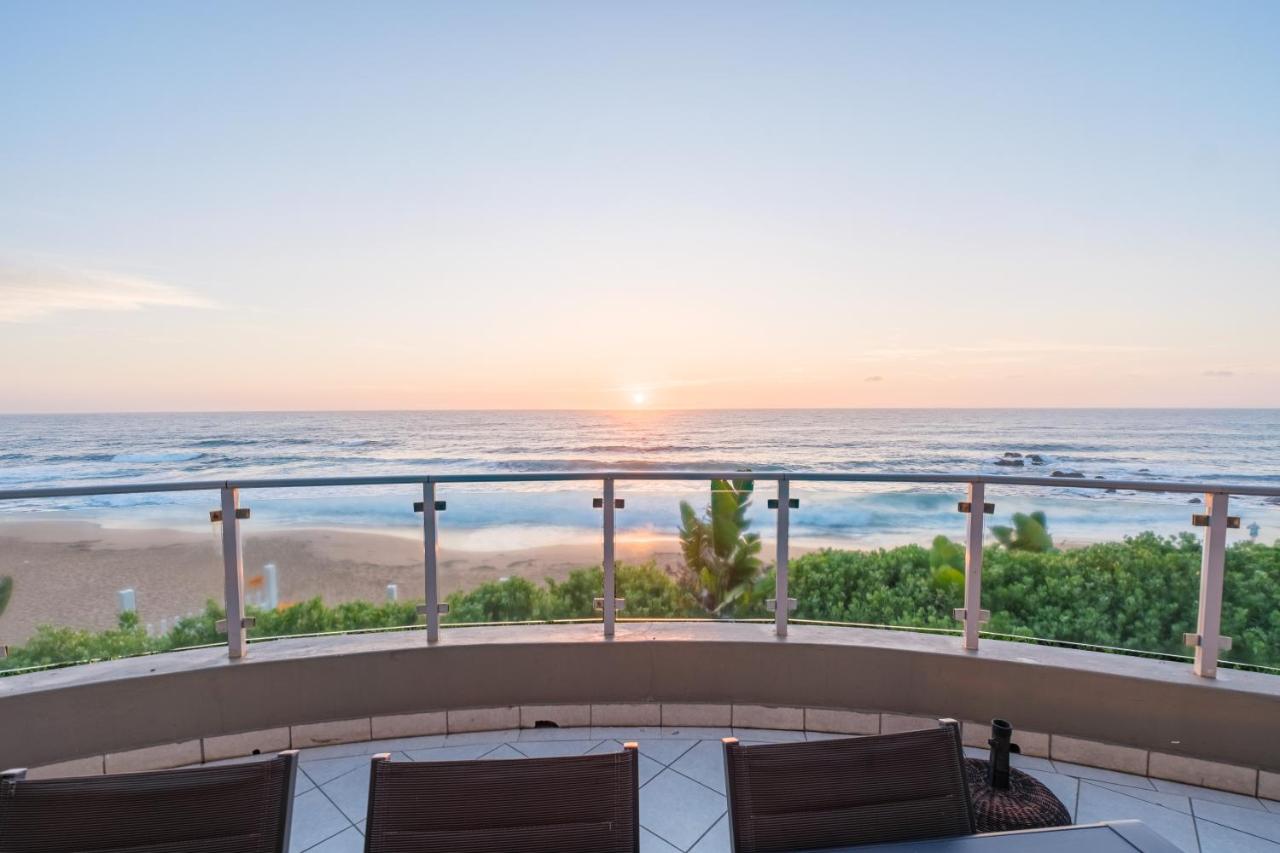 G4 Bermuda Beachfront Bliss-Breaker Views Willards - B&B Ballito