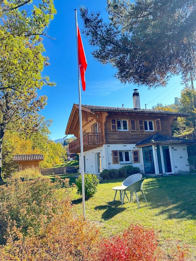 Sweet Chalet in Switzerland - Bed and Breakfast Sion