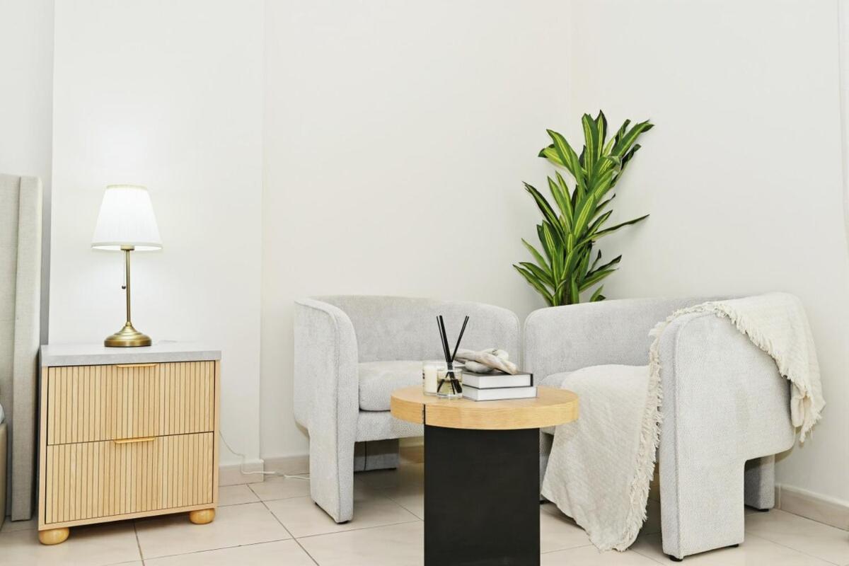 Bloomfields Studio Emirates Cluster 24 Intl. City - B&B Dubái
