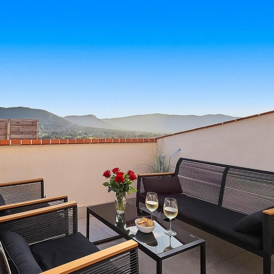 Maison design, terrasse avec vue panoramique - Bed and Breakfast Bagnols-en-Forêt