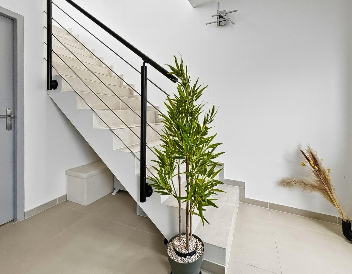 Maison rénovée, 2 SdB, 4P, Belle Vue Terrasse, Wifi - B&B Bagnols-en-Forêt