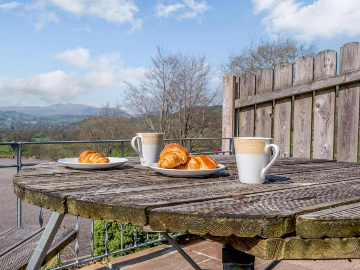 2 Bed in Bala oc-86963 - B&B Llandderfel