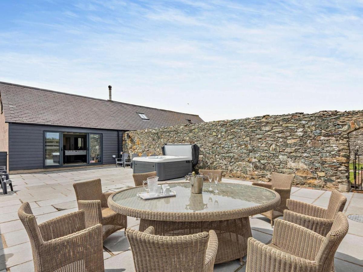 4 Bed in Amlwch oc-90258 - B&B Llanfechell