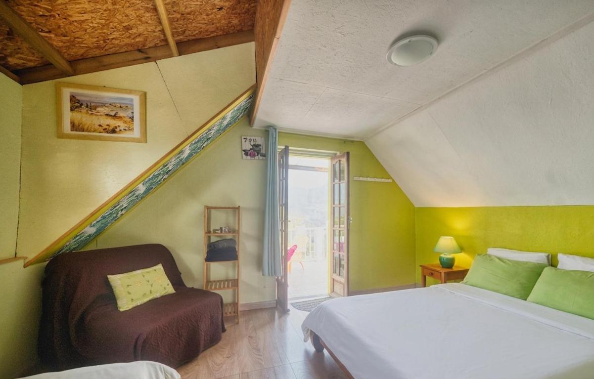 Quadruple Room with Mountain View