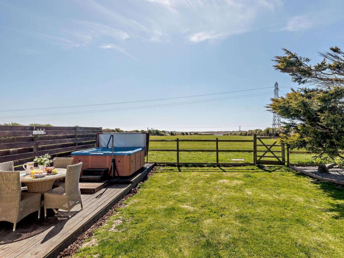 2 Bed in Holyhead oc-81515 - Bed and Breakfast Cae’r-geiliog