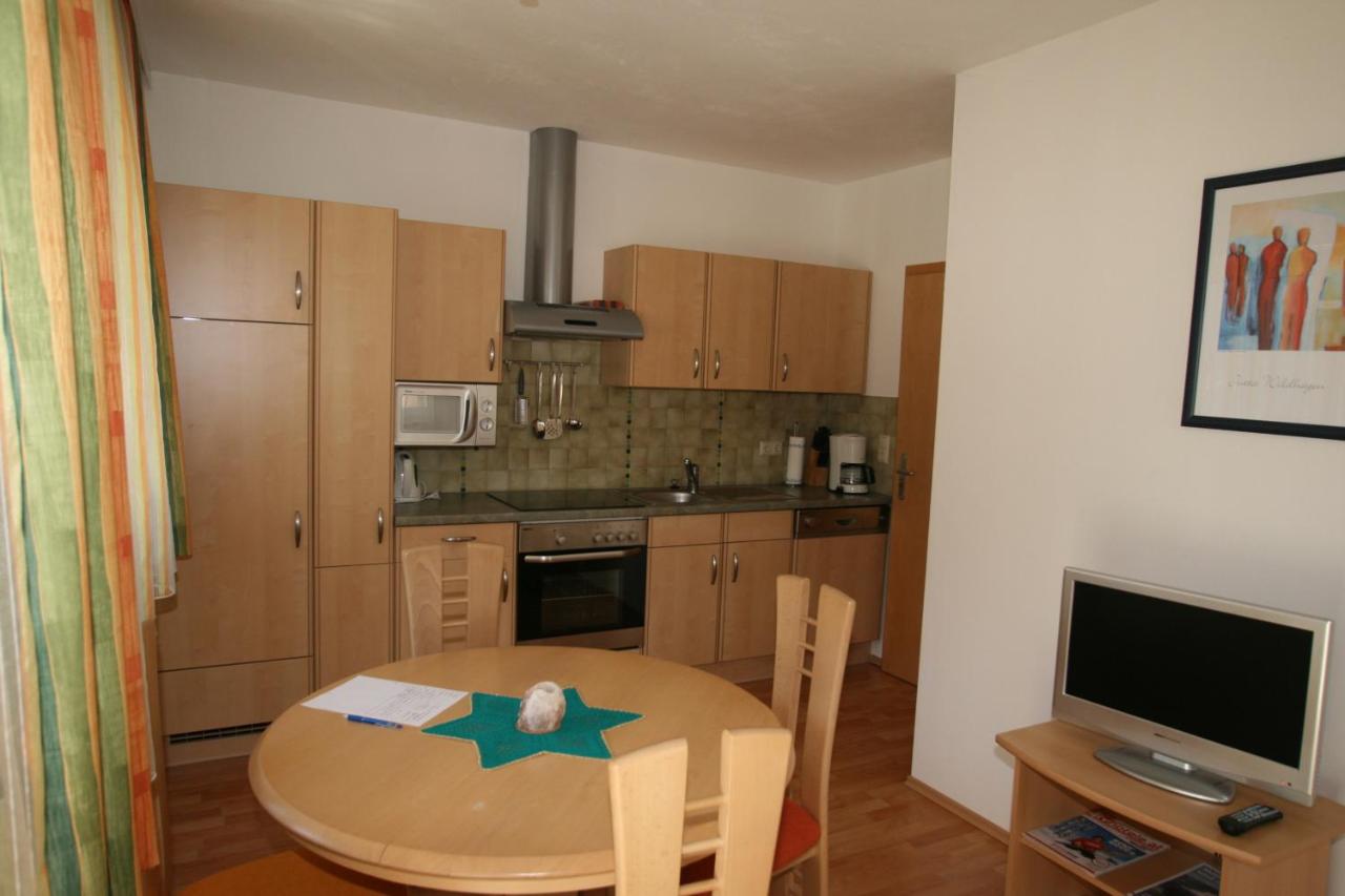 Appartement met 1 Slaapkamer, Balkon en Badkamer