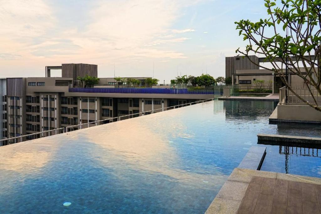 Youth City Residence Nilai A-L8-21 - Chambres d’hôtes Kampung Baharu Nilai