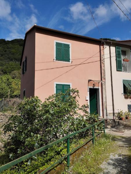 La casetta rosa - B&B Moneglia