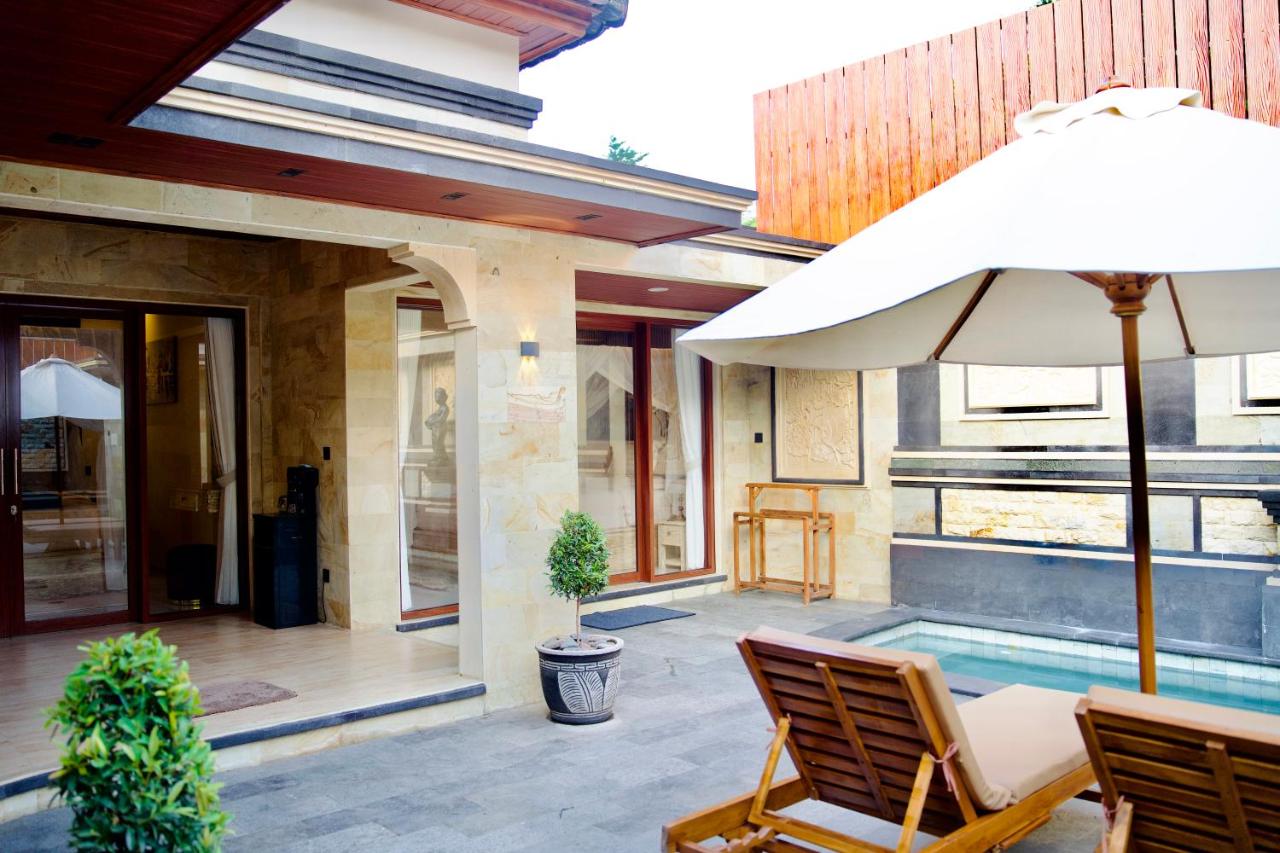 Inaya Private Pool Villa - B&B Ambat