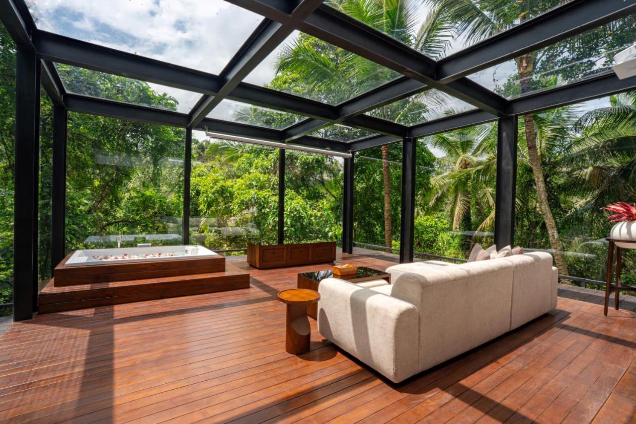 The Invisible Villa - Adults Only