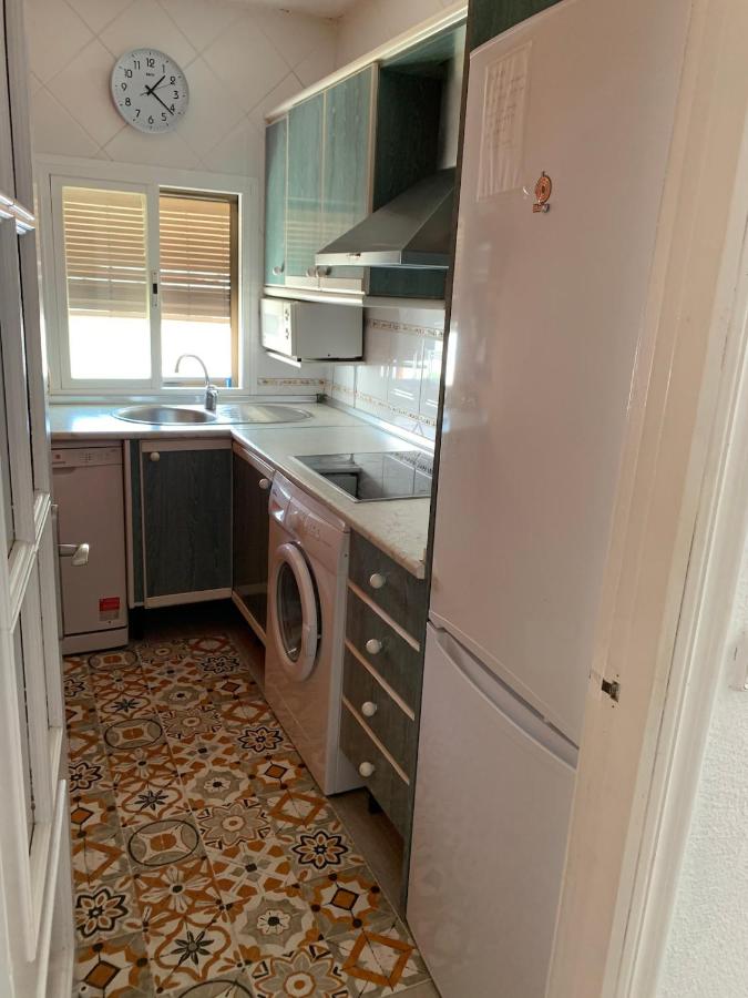 Luminoso y cómodo apartamento, a 2 minutos andando de la playa y a 1 de la plaza - Chambres d'hôtes Agua Amarga
