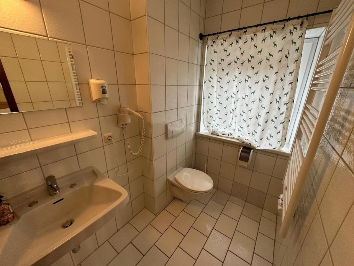 Alpenlodge, Ferienwohnung 10 - B&B Landl