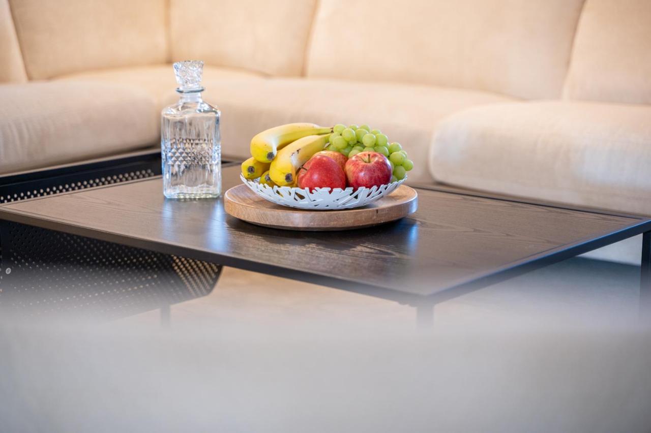 Spacious Apartment in Central Basel near Rhine - Special TOP LUX 34 Apartment, Basel, up to 8 guests - Chambres d'hôtes Bâle