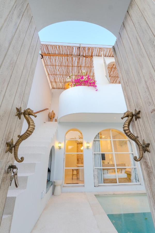 Villa Skyros Santorini style-private pool - B&B Canggu