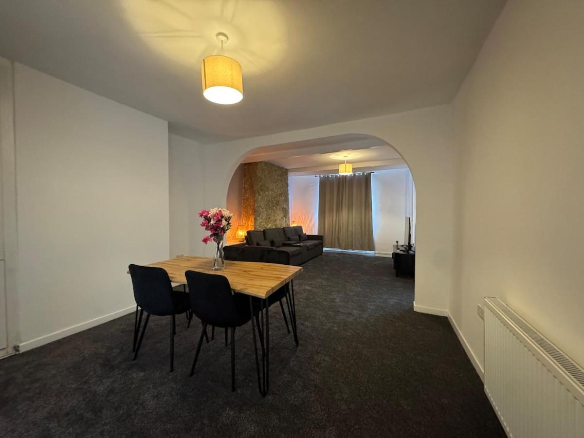 Two Bed House in Irthlingborough Perfect for Contractors - B&B Irthlingborough