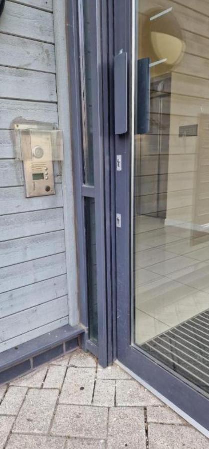 Luxury Marina View Apartment - Ferienwohnung Swansea