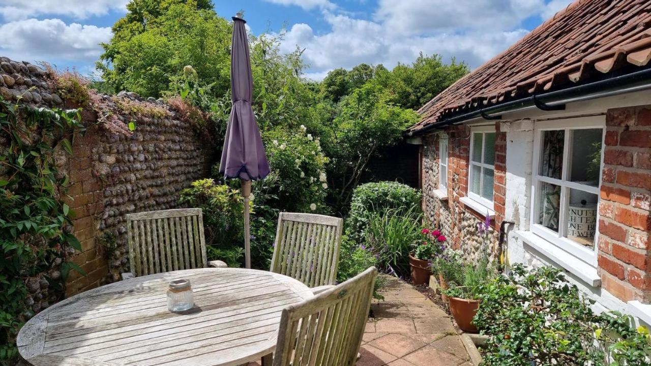 Honey Barrel Cottage - B&B Stiffkey